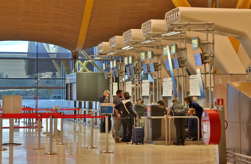 Check-in und Boarding im Flugverkehr – warum gute Vorbereitung&hellip;
